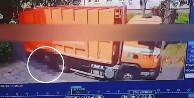 Wyciekło drastyczne nagranie. Śmieciarka zmiażdżyła spacerującą po chodniku emerytkę 