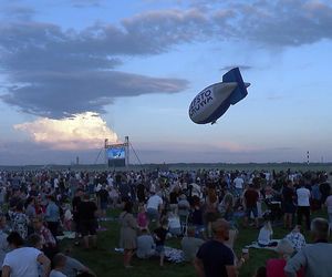 Sterowiec spadł na drzewa w czasie Air Show Rudniki