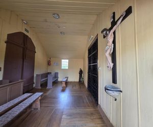 Zabytkowy kościół w Domaradzu.