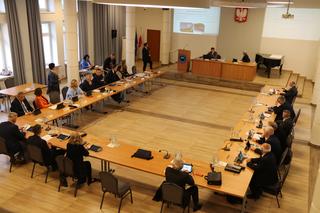 15 mieszkańców Starachowic może wziąć udział w debacie nad  raportem o stanie gminy
