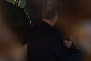 Kolejne szokujące ustalenia śledczych. Tomasz P. miał namawiać dzieci do nagrywania dla niego filmików. W zamian oferował dziewczynkom prezenty