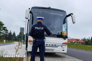 Szkolne autobusy pod lupą policjantów. Co sprawdzają funkcjonariusze?
