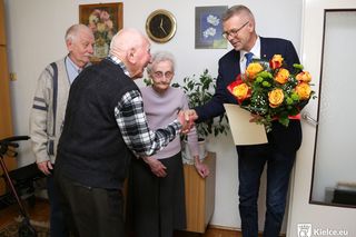 Helena i Tadeusz Zielińscy z Kielc przeżyli razem 70 lat