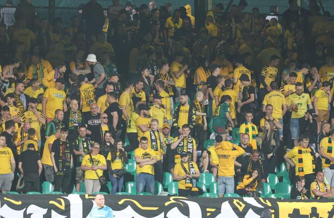 GKS Katowice kontra Stal Rzeszów na stadionie przy Bukowej. Padło osiem bramek! GieKSa trzecia w tabeli 1. Ligi