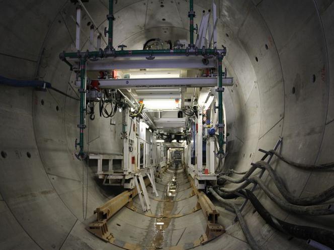 II linia metra- tarcza Maria drąży tunel
