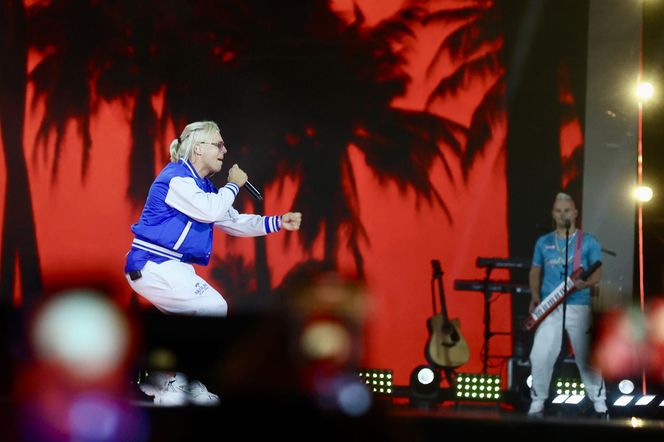 Koncert Roztańczony PGE Narodowy 2025. Na scenie gwiazdy: popu, rapu i disco polo [ZDJĘCIA]