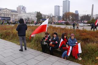 Marsz Niepodległości 2023 Warszawa. ZDJĘCIA. Tak stolica wygląda 11 listopada! GALERIA cz. 1