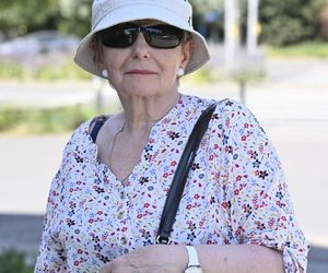 Mieszkańcy Warszawy oceniają efekty rozbetonowania stolicy. Przeżyliśmy upał na „zielonym skwerze”