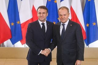 Premier w euforii po rozmowie z Macronem. Europa zyskuje nowy sojusz?