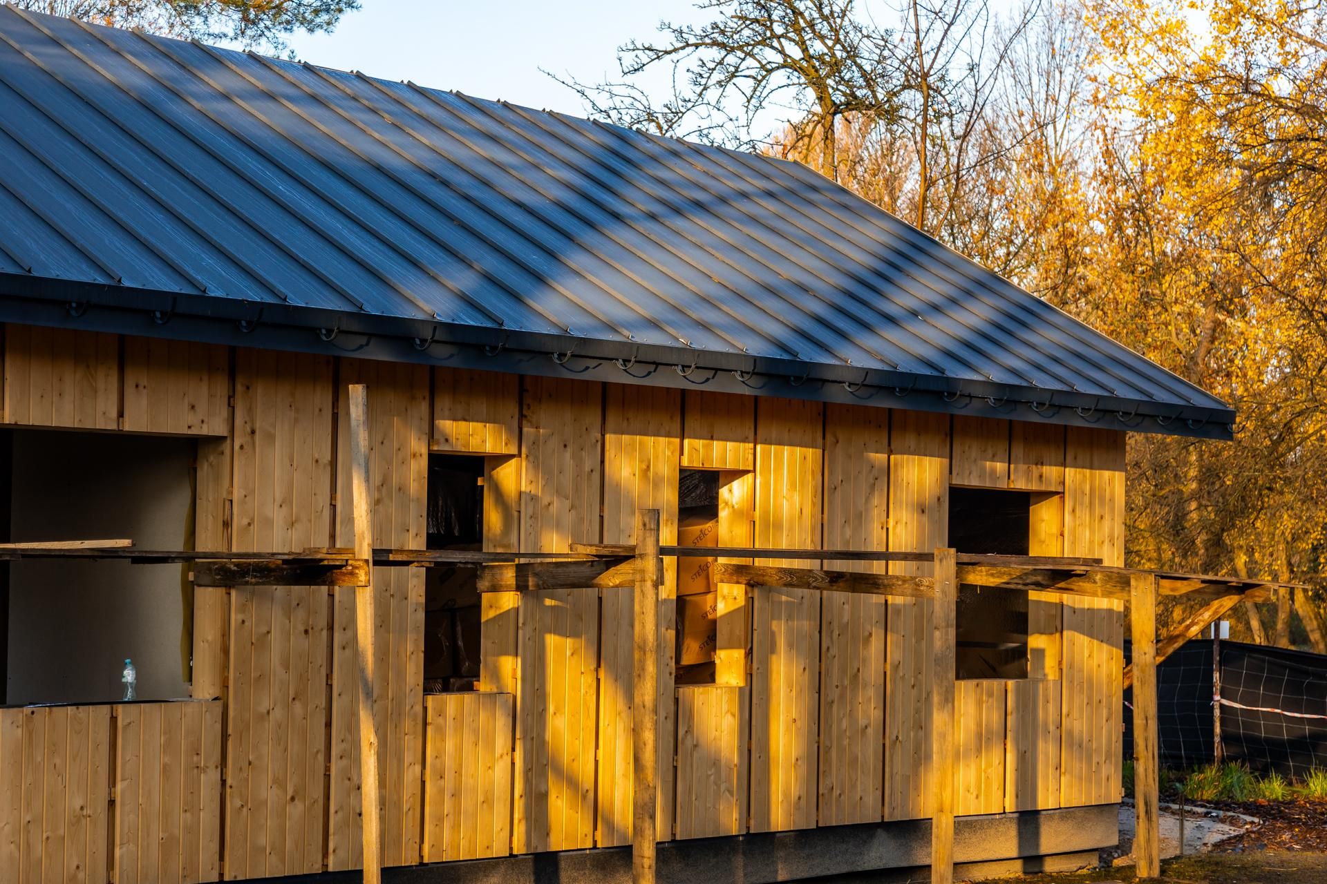 Odbudowa domków fińskich na Polu Mokotowskim