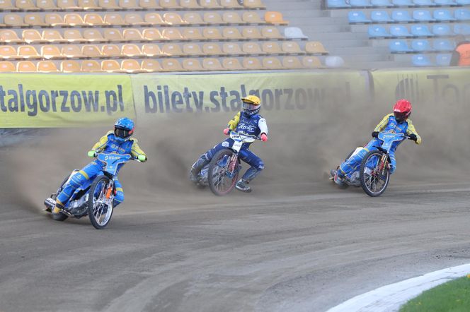 Gezet Stal Gorzów - PRES Grupa Deweloperska Toruń 45:45, zdjęcia kibiców i zawodników