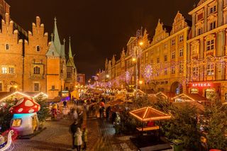 Święta tuż-tuż. Podpowiadamy, które jarmarki bożonarodzeniowe w Polsce warto odwiedzić