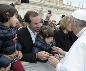 Papież Franciszek spotykał się na przestrzeni lat z gwiazdami