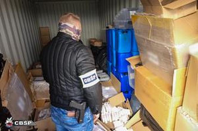Jedna z największych akcji w historii CBŚP! Przestępcy produkowali i sprzedawali fałszywe produkty lecznicze