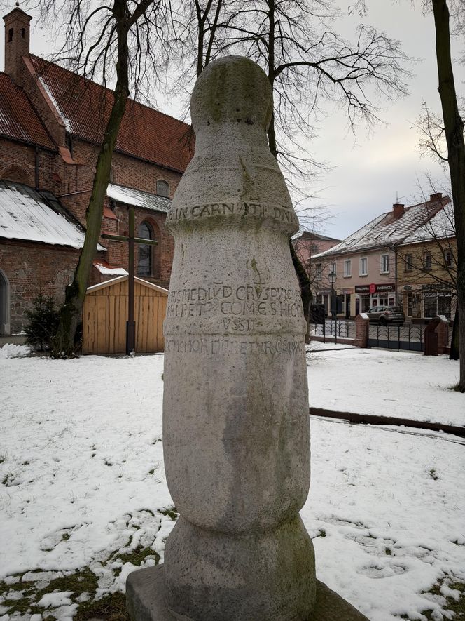 Tak prezentuje się najstarszy znak drogowy w Polsce