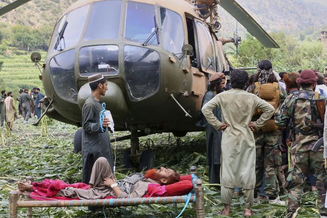 Już 1100 osób nie żyje po koszmarnym trzęsieniu ziemi. Dramatyczna akcja ratunkowa