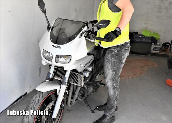 Policja odzyskała skradzioną terenówkę i motocykl