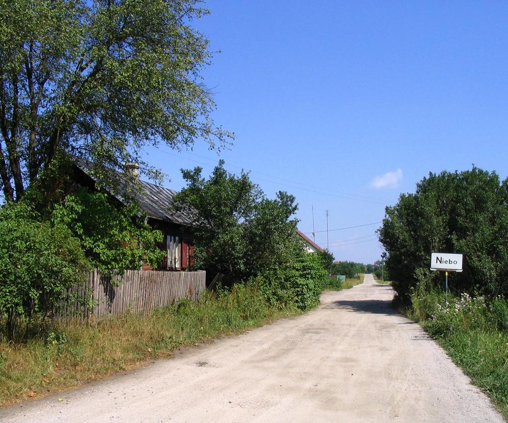 W Świętokrzyskiem mamy ... Niebo. Urokliwa wioska otoczona lasami 