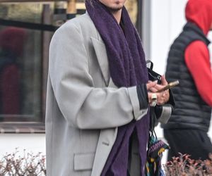 Michał Szpak. Na nogach ma racice