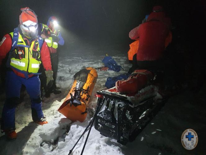 Poszedł w Bieszczady w dresie i butach na budowę. Wrócił z odmrożeniami [ZDJĘCIA]