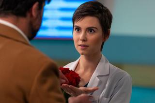 Na dobre i na złe odc. 922. Blanka (Pola Gonciarz), Sergiusz Poznański (Mateusz Kaczmarek)