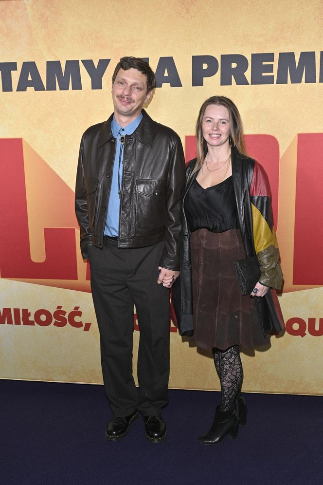 Premiera "LARP. Miłość, trolle i inne questy": Pawł Deląg z partnerką