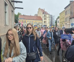Kortowiada 2025. Parada Wydziałów rozpoczęła juwenalia. Zobacz zdjęcia!
