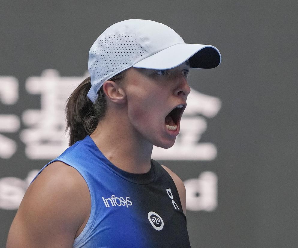 WTA Pekin: O której godzinie gra Iga Świątek finał w Pekinie? Kiedy finał Świątek - Samsonowa 