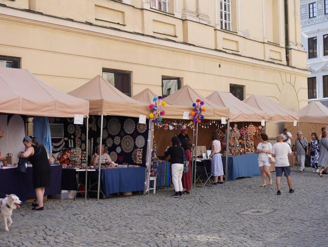 Ostatni dzień festiwalu Re:tradycja - Jarmark Jagielloński 2024. Odwiedziliśmy Błonia pod zamkiem i stoiska wystawców