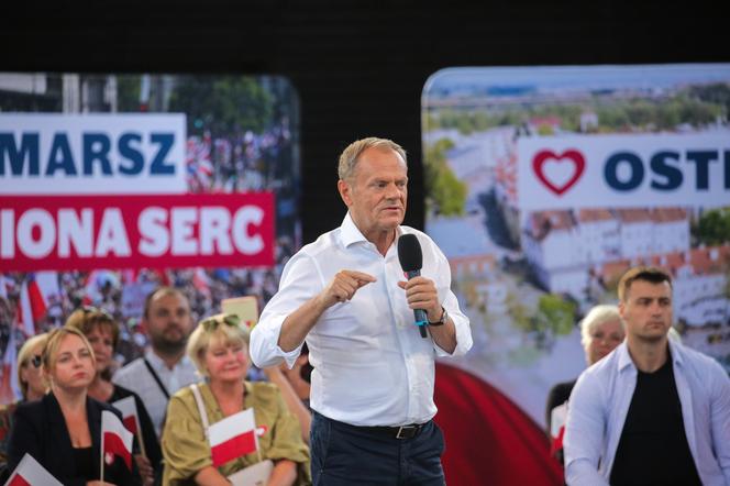 Donald Tusk w Amfiteatrze w Ostródzie