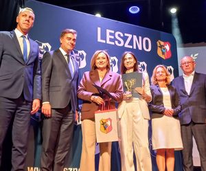 Wręczono Leszczyńskie Laury Oświaty. Zdolnym uczniom ze szkół w Lesznie