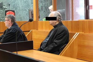 Oskarżyli księdza o przywłaszczenie gigantycznych pieniędzy. Zadziwiające zachowanie kapłana