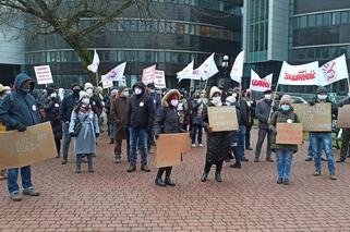 Protest pracowników łódzkich uczelni. Domagają się podwyżek 