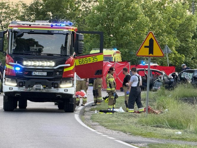 Wypadek na łuku drogi pod Warszawą. Zginął obywatel Ukrainy