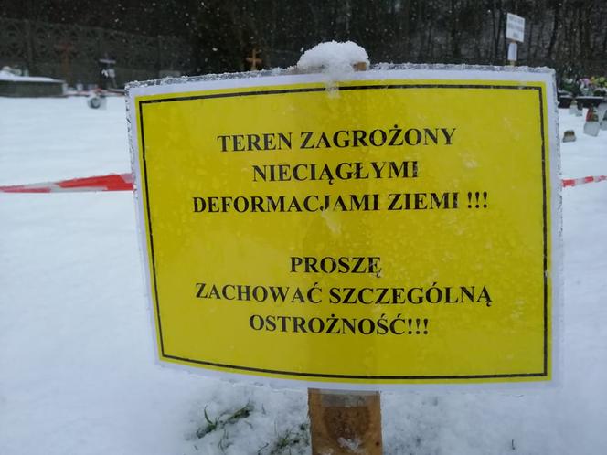 Trzebinia. W ciągu ostatniego półtora roku powstało tu około 25 zapadlisk. To oficjalne dane, bo mieszkańcy mówią nawet o dwukrotnej liczbie