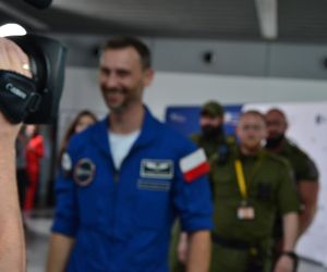 Sławosz Uznański-Wiśniewski wrócił do Polski