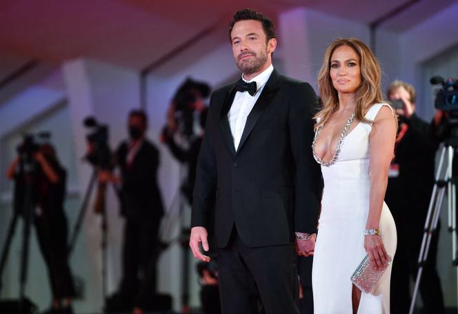 Jennifer Lopez i Ben Affleck powiedzieli sobie "tak". Para wzięła ślub w Las Vegas!