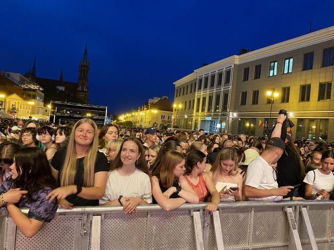 Dni Miasta Białegostoku 2024. Enej i Margaret przyciągnęły tłumy na Rynek Kościuszki [ZDJĘCIA]