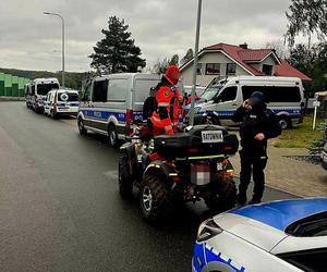 Zamknięte lasy, policjanci i żołnierze z długą bronią. Tak wygląda jedna z największych obław w historii Polski