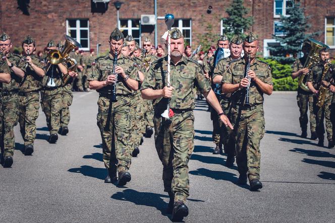 Przysięga w 6. Batalionie Powietrznodesantowym w Gliwicach