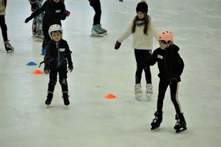 Chodź na łyżwy na bydgoskim Torbydzie [ZDJĘCIA]