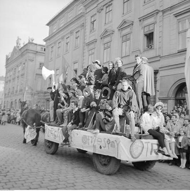 Kraków. Juwenalia w PRL-u. Tak bawili się studenci podczas otrzęsin beanów