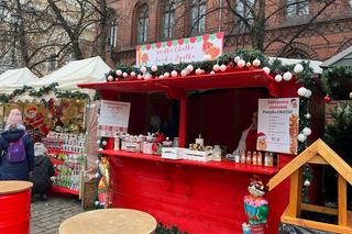 Toruński Jarmark Bożonarodzeniowy i kolorowa parada z udziałem św. Mikołaja. Tak wyglądają atrakcje