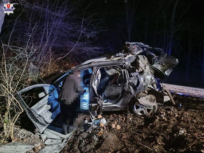 wypadek i pożar auta na obrzeżach Lublina