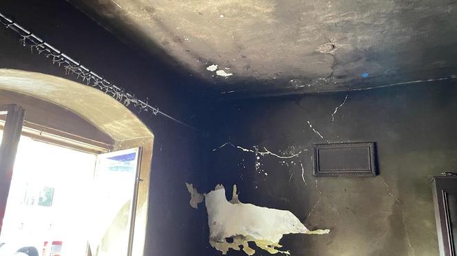 Makabra w Ścinawce Dolnej. Najpierw zabił znajomego, potem podpalił jego dom