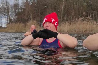 Pogoda na kąpiele robi się coraz lepsza! Morsy z woj. lubelskiego z przyjemnością wskakują do wody