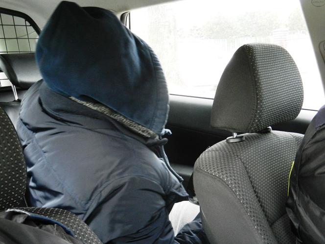 Mercedes Roberta N. rozbity podczas ucieczki przed policją