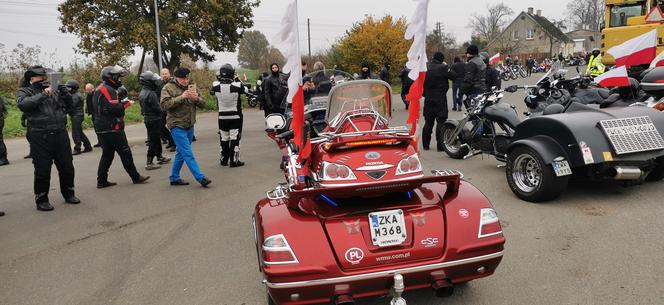 Parada motocyklistów przejechała przez Pojezierze Drawskie [VIDEO]