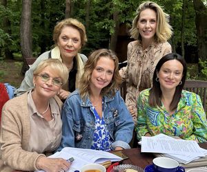 Barwy szczęścia. Nowa przyjaźń ukochanej Huberta z Natalią i Malwiną! Asia wkupi się w łaski Zwoleńskiej - ZDJĘCIA