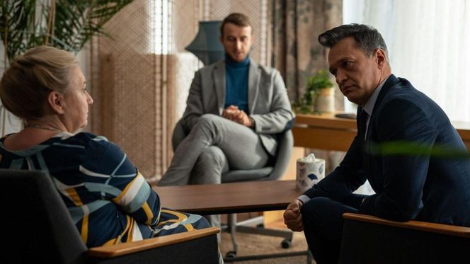 Na dobre i na złe, odcinek 951: Falkowicz nie będzie mógł żyć bez Jadzi! Skończą na terapii dla par – ZDJĘCIA